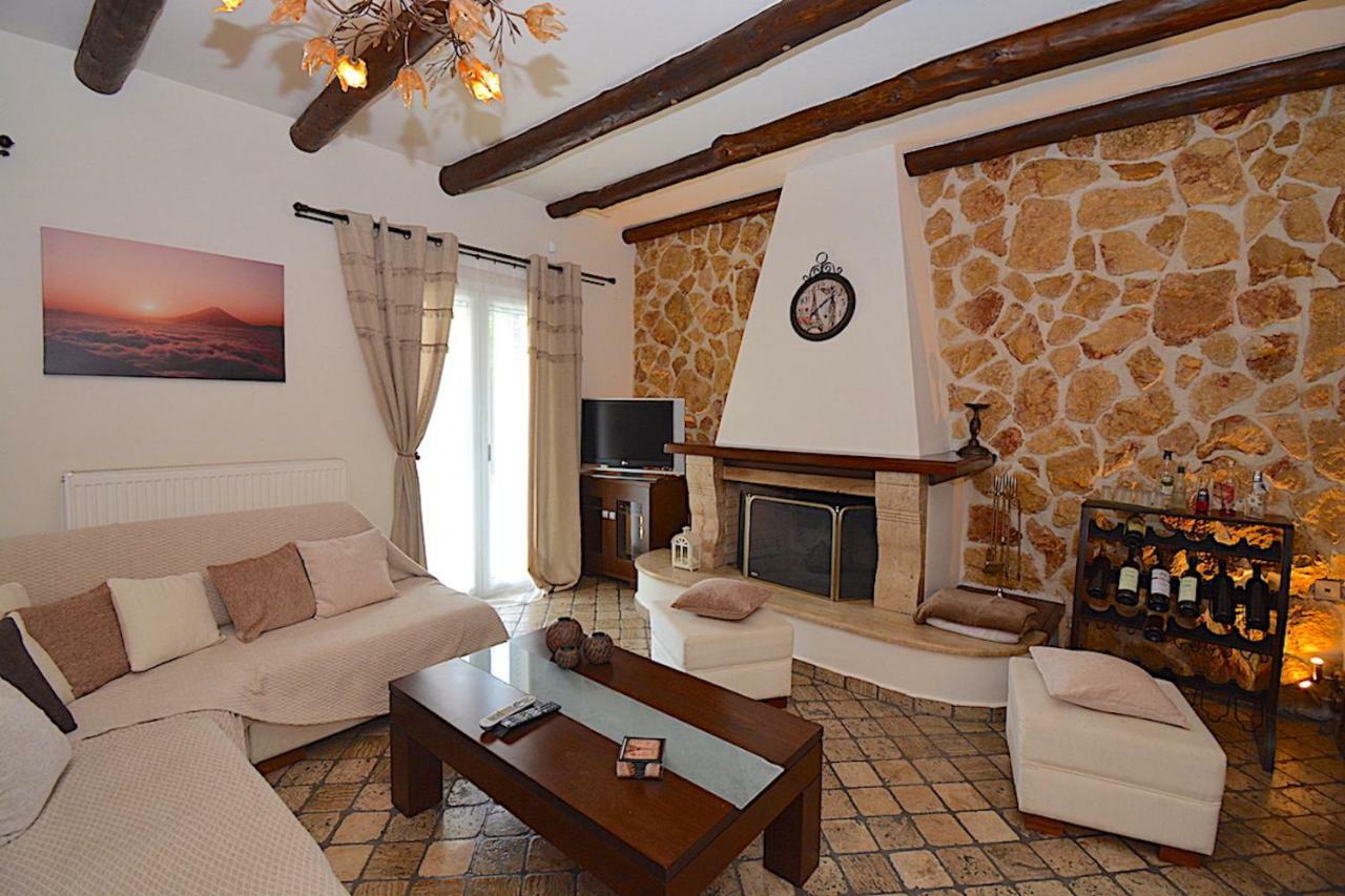 Villa Alex Sinarádes المظهر الخارجي الصورة