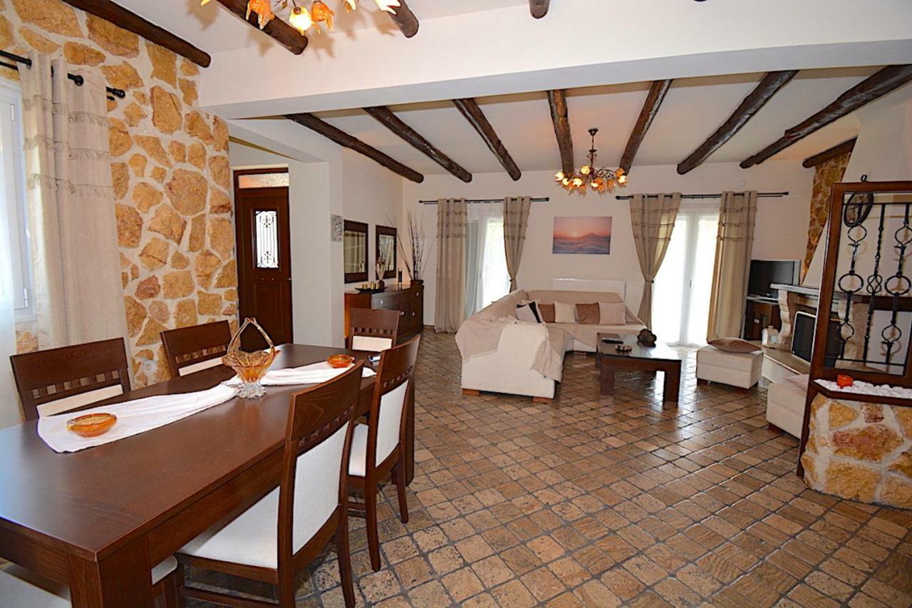 Villa Alex Sinarádes المظهر الخارجي الصورة